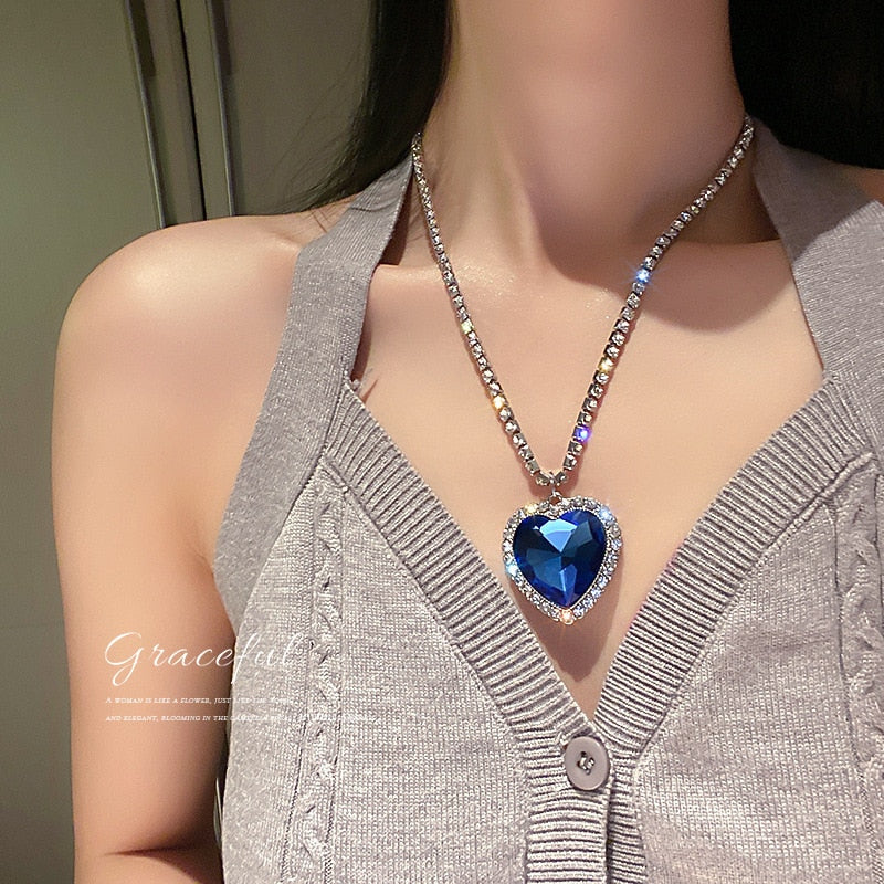 Titanic Heart Of Ocean Necklace - MollyMBS314